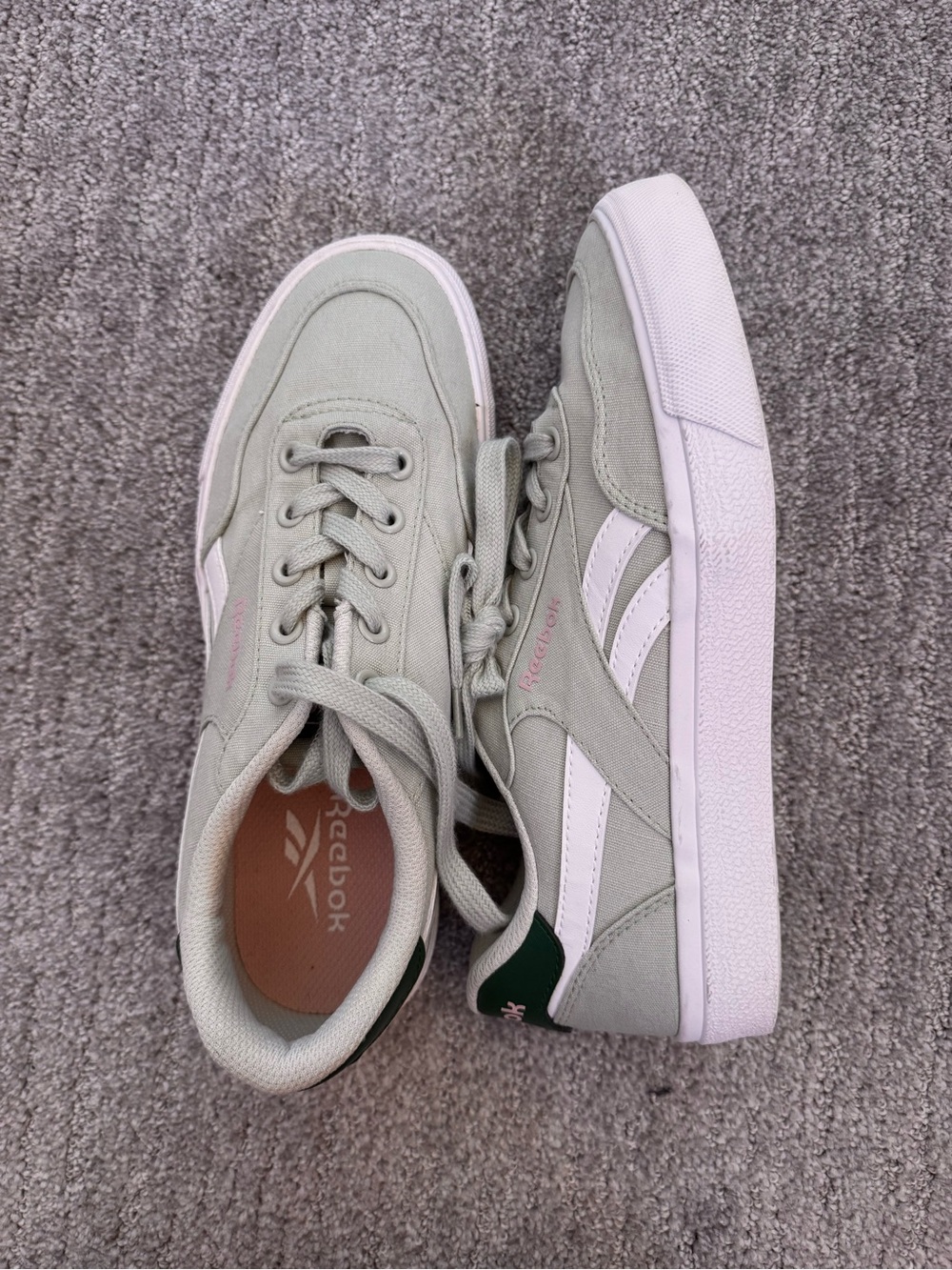 LIKE NEW Reebok Court Advance Shoes